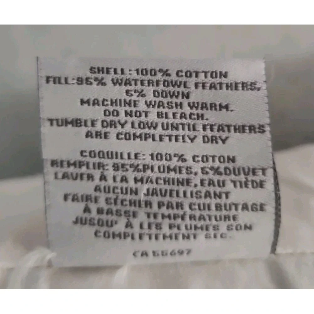 RESTORATION HARDWARE RH 20x16in White Gray Italian Hotel Satin Stitch Boudoir